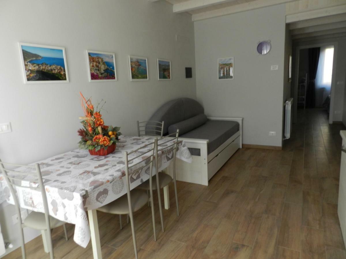 Appartamento Esther เบเวรีโน ภายนอก รูปภาพ